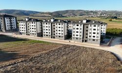 İnegöl mahallelerinde yenileme çalışmaları hız kesmeden devam ediyor