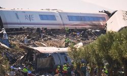 Kan donduran tren kazasında bilanço ağırlaşıyor: 3 günlük ulusal yas ilan edildi