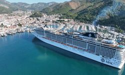 Marmaris’e dev kruvaziyer geldi: 3 bin 705 turist ilçeye akın etti