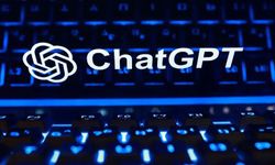 Beyaz çakıl taşları arasında kaybolan kulaklığı ChatGPT buldu