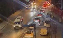 İstanbul Bayrampaşa'da korkutan göçük! Çok sayıda ekip sevk edildi