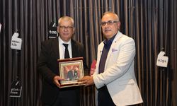 Cumhuriyet'in tarihsel süreci Bursa'da konuşuldu