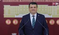 Hasan Öztürk’ten hızlı tren tepkisi: “Bursa’nın treni türküdeki kara trene döndü!”