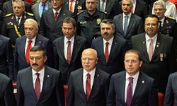 Bursa’da Cumhuriyet Bayramı yağmura rağmen coşkuyla kutlandı