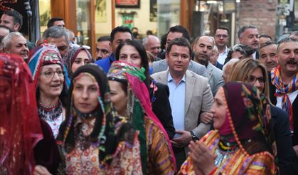Kına gecesi geleneği Osmangazi’de yaşatıldı