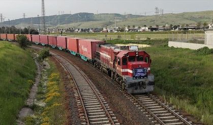 İzmir'den yola çıkan tren Çin'e ulaştı