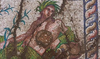 Aspendos'ta nehir tanrısı tasviri bulundu: 1800 yıllık