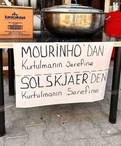 Hem Mourinho, hem de Solskjaer için helva dağıttı