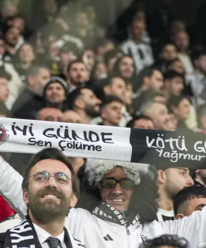 Beşiktaş taraftarı 6 Şubat'ı unutmadı