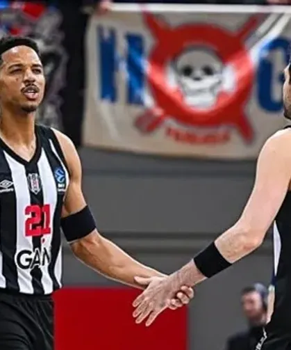 Beşiktaş'tan, Panionios taraftarlarının açtığı pankarta tepki