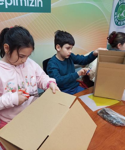Bursa'da çocuklar bir günlüğüne mimar oldu