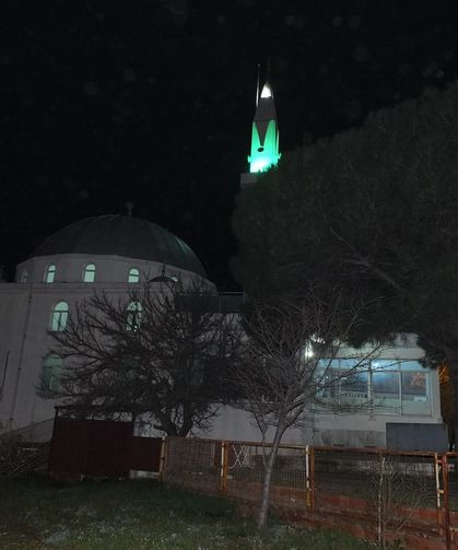 3 dakika erken okunan ezan kafaları karıştırdı