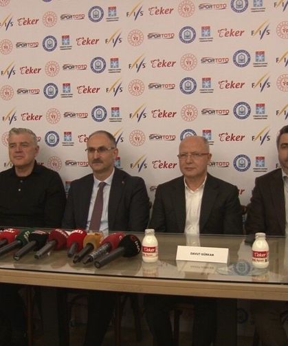 Uludağ’daki uluslararası kayak organizasyonlarının lansmanı Bursa’da yapıldı