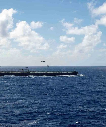 ABD, Hint Okyanusu'nda yaptırım uygulanan bir petrol tankerine el koydu