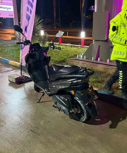 Kazada motosiklet devrildi: Yaralanan sürücü 4.00 promil alkollü çıktı