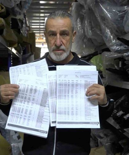 Kızının komşusuna telefon bankacılığı bilgilerini verdi, hayatı karardı