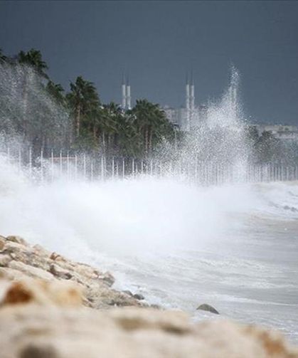 Meteorolojiden fırtına ve kuvvetli yağış uyarısı
