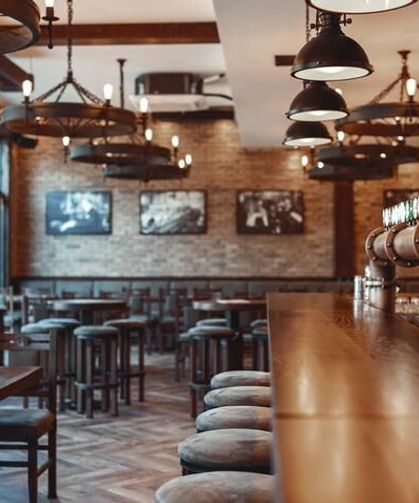 'Damsız giriş yok' denip mekana alınmadılar