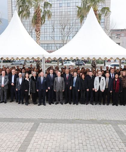 Bursa Büyükşehir ailesi bayramlaştı