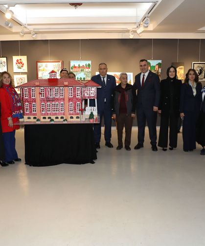 Olgun gençler, Yaşlılara Saygı Haftası’nda hünerlerini sergiledi