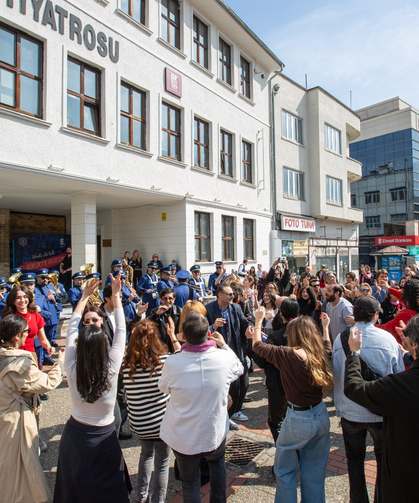Bursa'da 'Dünya Tiyatro Günü' Kutlaması