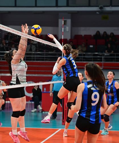 Karacabey'in sultanları ilk galibiyetini aldı