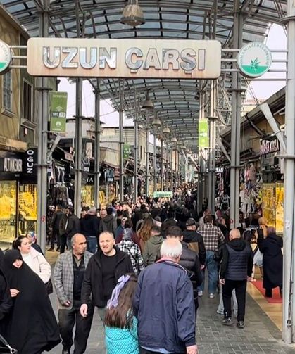 Bursa'da bayram hareketliliği çarşılara yansıdı