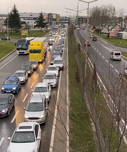 İnegöl’de trafik durma noktasına geldi