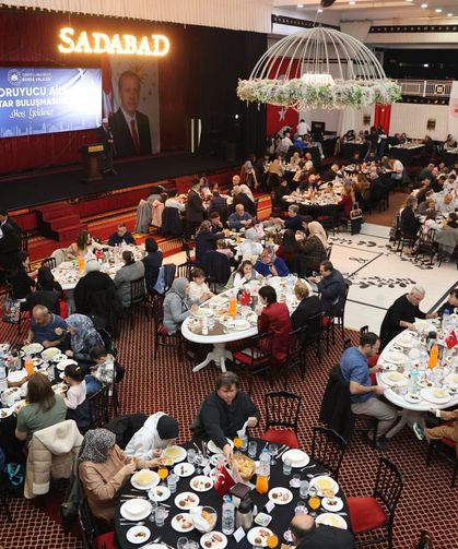 Bursa'da koruyucu aileler iftar sofrasında buluştu