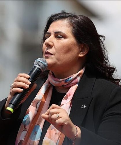 Özlem Çerçioğlu, Özgür Özel'i hedef aldı