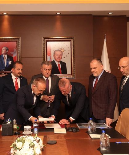 Karacabey'e 100 milyonluk spor yatırımı