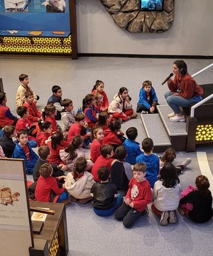 Bursa’da Öğrenciler GUHEM’de uzayın derinliklerine yolculuk yaptı