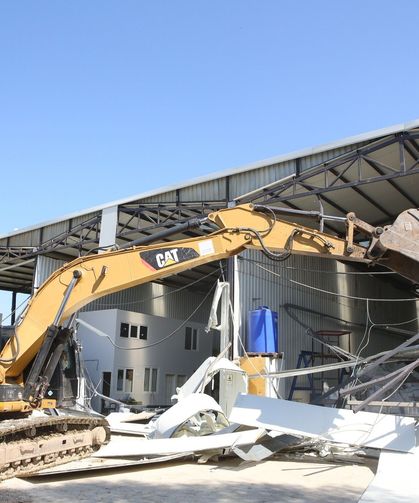 Nilüfer’de kaçak yapılar yıkıldı