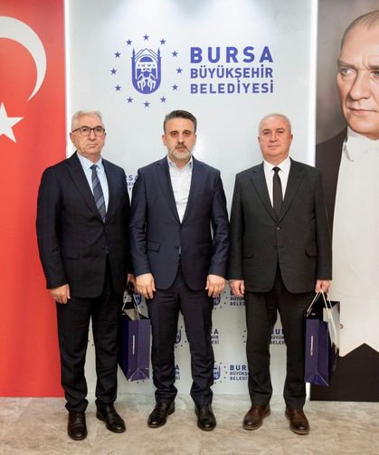 Şahin Biba'dan İtfaiye ve Zabıta Daire Başkanlarına plaket