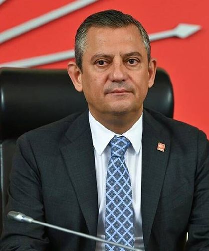 Özel'in koruma sayısı düşürüldü