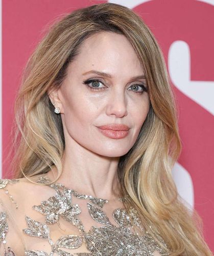 Angelina Jolie lüks malikanesini satışa çıkardı