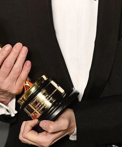 Ünlü yönetmenin Oscar ödülü uçakta kayboldu