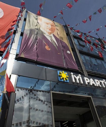 İYİ Parti’den MHP’ye transfer iddialarına vekillerden sert tepki