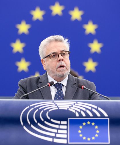 Nacho Sanchez Amor'dan NATO'nun "akreditasyon" uygulamasına tepki