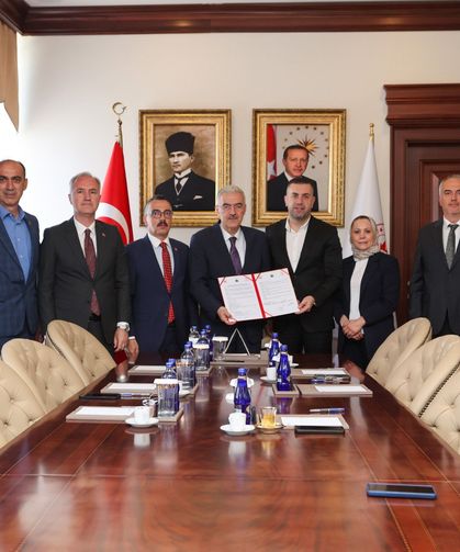 Bursa’da iki mahalleye sağlık ve eğitim yatırımı