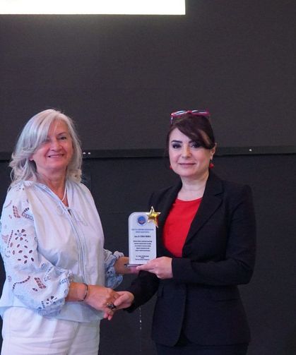 Bursa Tabip Odası Başkanı Dr. Ferda Firdin’e “Yöresine Değer Katan Önder Kadın Ödülü”