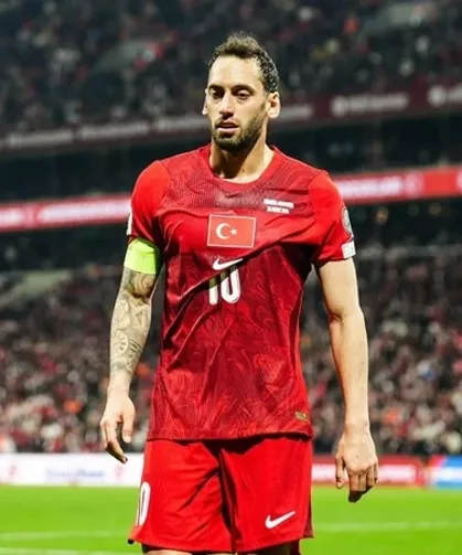 Hakan Çalhanoğlu'ndan duygusal paylaşım