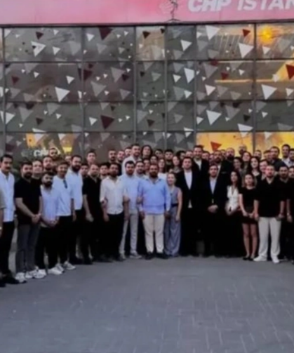 CHP İstanbul Gençlik Kolları topluca YENİ Parti’ye geçti