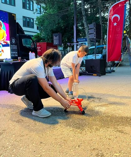Orhaneli'de MobilFest ile bilim dolu gece