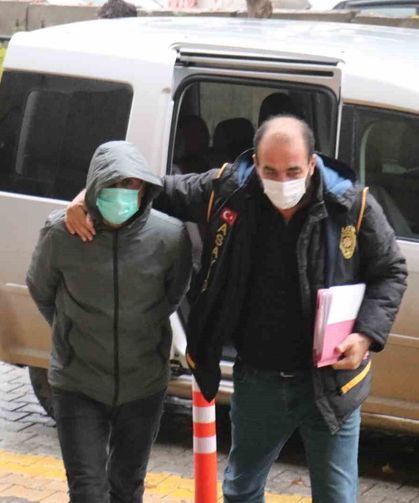 Eşini sokak ortasında öldüren sanığın cezası istinafta 24 yıla indirildi