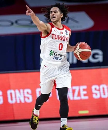 Fenerbahçe, Shane Larkin transferini resmen açıkladı