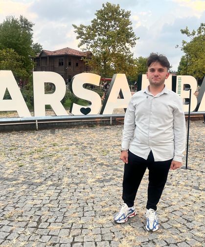 Doktorlar “yürüyemez” dedi, Volkan pes etmedi!