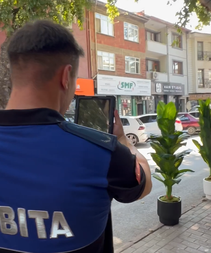 Bursa'da kaldırım işgaline sıkı denetim
