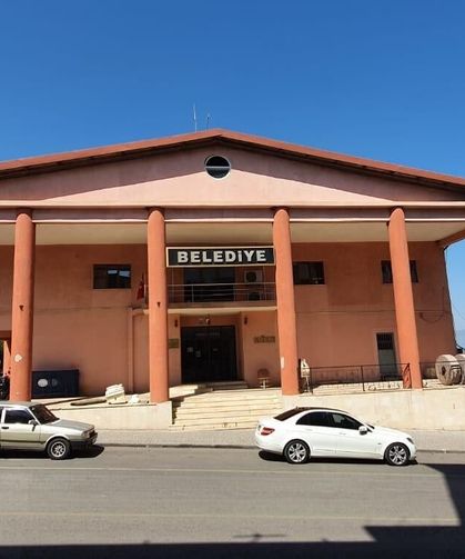 MHP eski ilçe başkanı Uysal'dan ilginç iddia: Karacasu Belediyesi'nin malzemeleri peşkeş çekiliyor