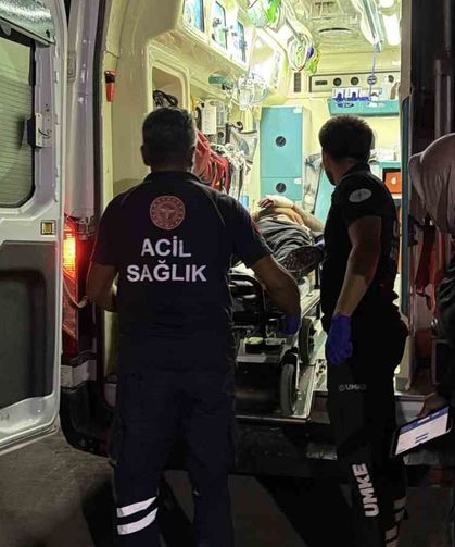 'Ne bakıyorsun' kavgasında 3 kişi bıçak ve silahla yaralandı